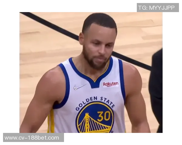 沃特森表现出色10投7中砍下21分赛场正负值高达17分 沃特森表现出色10投7中砍下21分赛场正负值高达17分