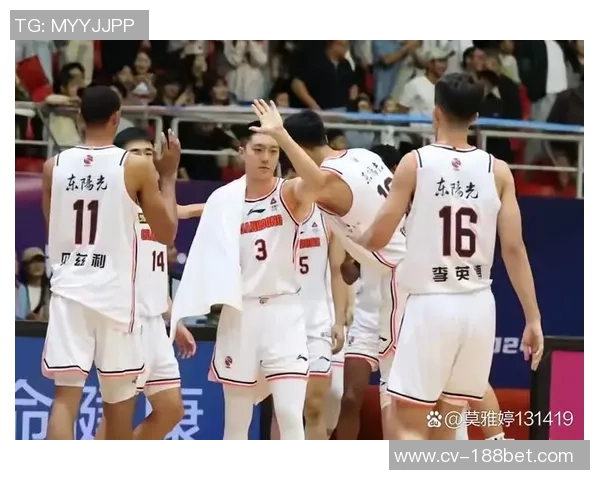 苏群分析徐杰受伤对广东队影响期待萨林杰和胡明轩迅速提升得分能力