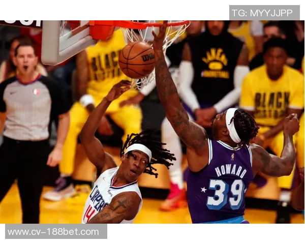 湖人应依靠年轻球员与东契奇和里夫斯搭档而非依赖41岁詹姆斯